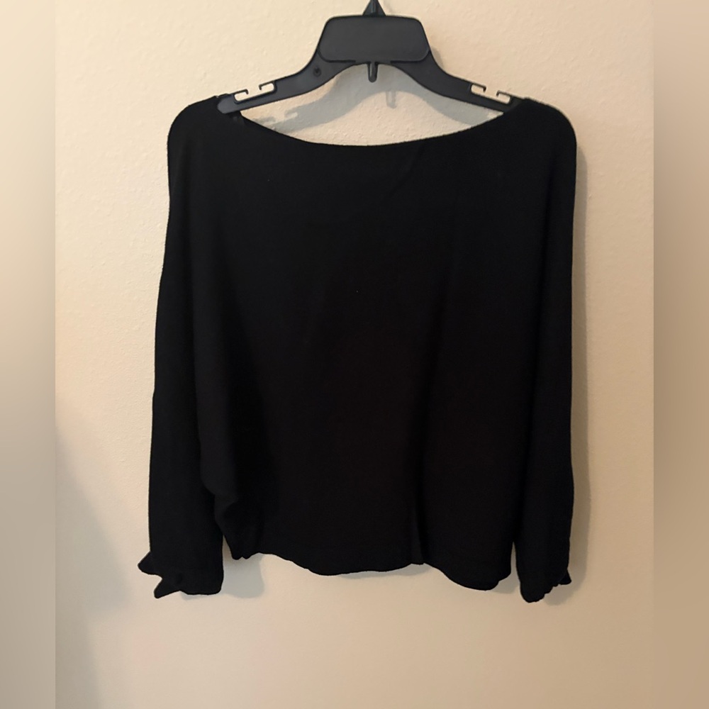 Forever 21 Black Balloon Sleeve Sweater